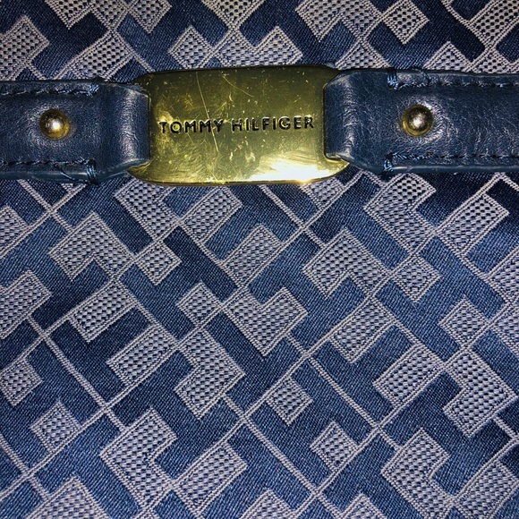 Vtg Tommy Hilfiger purse !! - Picture 3 of 5